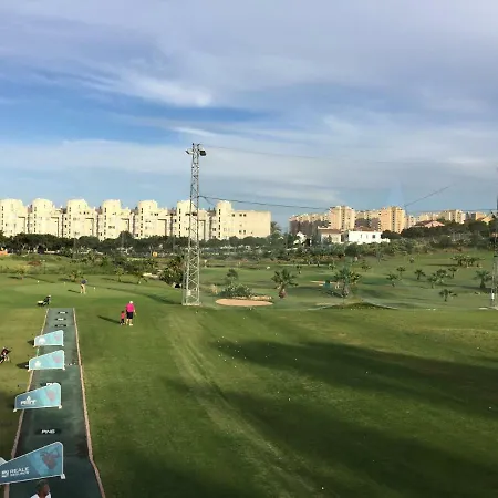 Apartamento Cerca De La Playa Y Campo De Golf Con Piscina Apartment *